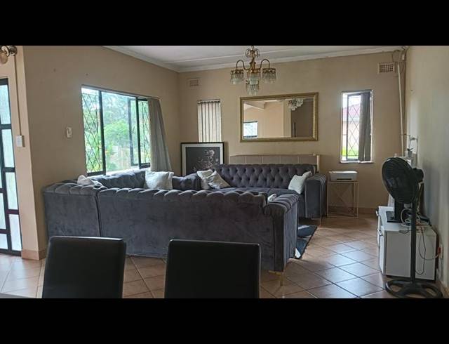 3 BEDROOM PROPERTY TO RENT IN PINELANDS